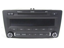 1Z0035161M Autoradio SKODA Yeti 1.2 B 77KW 6M 5P (2011) Ersatz Used ( Nicht Für