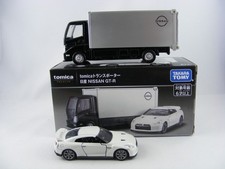Nissan GT-R + Transporter