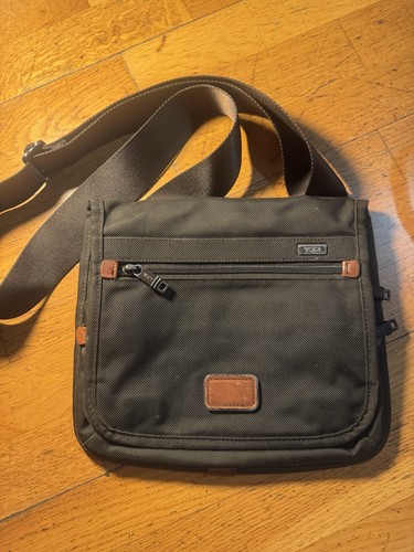 Tumi alpha bravo - bravo, slim