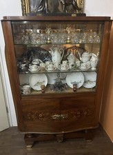 Art Deco 1930 Vitrine in der