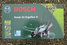 Bosch Home and Garden RT 32