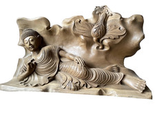 Super schöner Buddha liegend