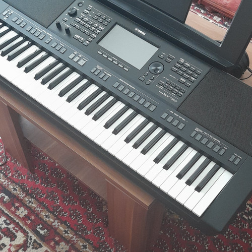 Yamaha psr sx700 keyboard - psr-sx700,