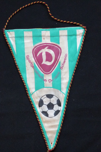 Ddr wimpel fußball dynamo - "fußball,