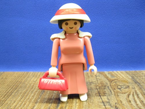 Frau nostalgie 5300 5305 - frau, zu
