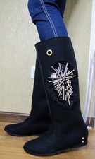 SALE!  Schwarze Filzstiefel