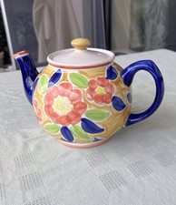 Teekanne mit Deckel - Schön