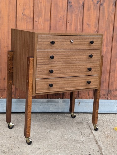 Nähtisch vintage sideboard - nähtisch,