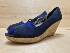 WIDE FIT BY ATMOSPHERE DAMENSCHUH KEILABSATZ RIEMCHEN PUMPS GR:042 UK:8 BLAU