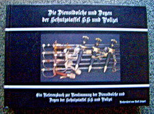Die Dienstdolche und Degen der