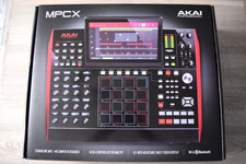 Akai Professional MPC X   Music Produktions Center    Standalone Sampler    OVP