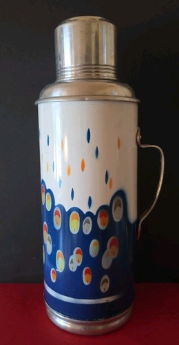 Chinesische thermoskanne mit - thermoskanne,