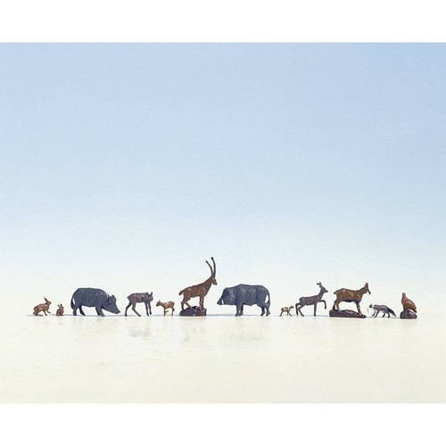 Noch tiere bemalt - noch, stehend