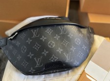 Louis Vuitton Discovery Bumbag