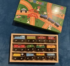 *MAGNET-EISENBAHN-SET*12 TLG*HOLZ*NEU & OVP