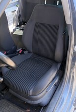 VW Polo 9N3 9N vorne links Sitz Fahrersitz 4/5-Türer  Sitzheizung SHZ United