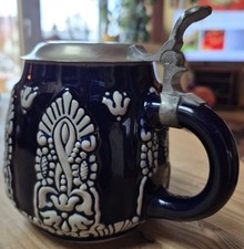 Bierkrug mit zinndeckel antik - bierkrug,