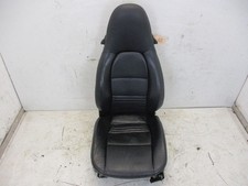 Sitz vorne rechts Leder