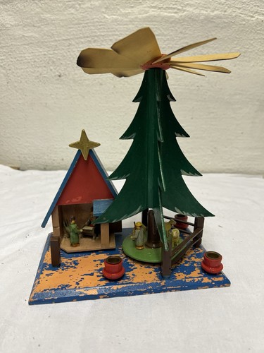 Pyramide mit seiffener - mit,