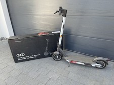 Audi E-Scooter powered by Segway Ninebot Max G30D- Neuwertig! nur zu Dekozwecken
