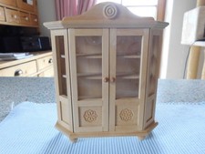 Puppenstube/Puppenhaus: Bodo Hennig Vitrine , Wohnzimmer