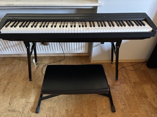 Yamaha digital piano - piano, /