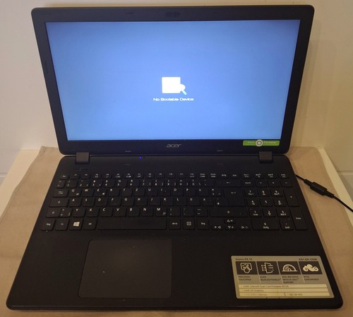 Acer aspire es1 - aspire, display
