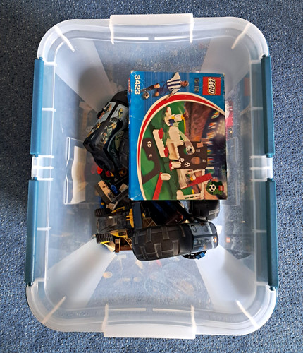 Kiste lego fußball basketball - lego,