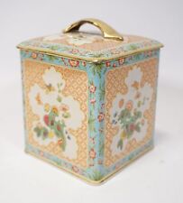 Antike alte Blechdose mit floralem Dekor und Schmetterlingen Vintage Shabby Chic