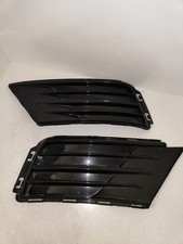 Original VW Caddy IV Stoßstangengitter vorne links und rechts schw.lackiert X296