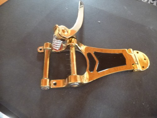 Tremelo jazzgitarre goldfarben - tremelo,