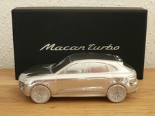 Porsche Briefbeschwerer Macan