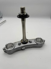 Honda CBR 1000 RR Fireblade SC 57 04 Gabelbrücke unten E6372