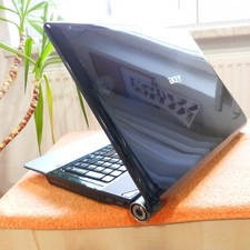 Acer 8930 Kino Sound 18 Zoll GEMSTONE I Windows 11 SSD I BLURAY HDMI GeForce