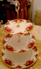 COUNTRY ROSES THREE TEIR