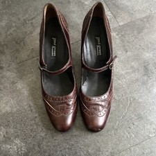 Pumps 41 Budapester Style