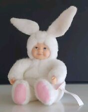 Anne Geddes Baby  kleiner Schneehase  ca. 14cm hoch sitzend - neuwertig