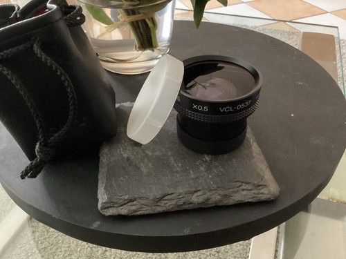 Sony wide conversion - wide, x0.5