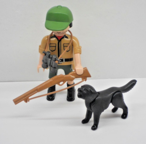 Förster mit hund und zubehör - und,