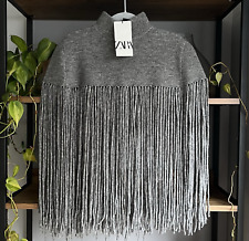 Zara Fransen Cape S / M Grau