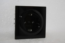 Gira S-Color Steckdose in schwarz