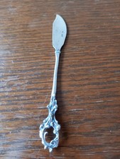 Hildesheimer Rose, Messer auf