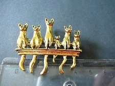 Anhänger mit Brosche 6 Katzen sitzend  Gold grüne Straßaugen ca 4,5 x 4 cm