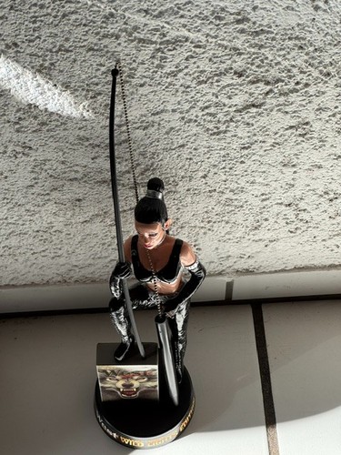 Domina figur mit - figur,