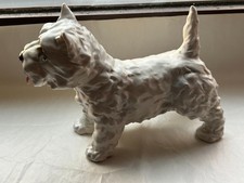 weißer Hund von Goebel ca. 17 cm hoch