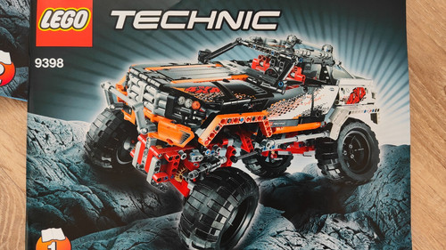 Lego technic 4x4 offroader - lego,