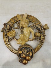 Wandrelief Ornament Amor mit Schlange T7666