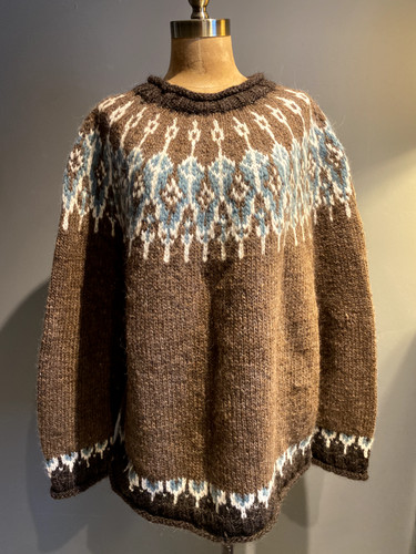 Handgestrickter neuer