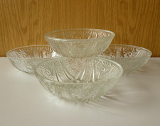 Schüssel Set DDR, 4 Dessertschalen Kompottschalen Kompottschüsseln Pressglas