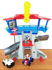 PAW Patrol Lookout Hauptquartier,  incl. zwei Fahrzeugen + zwei zusätzl. Figuren